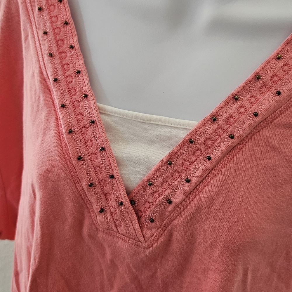 Women's Pink V-Neck Top - Picture 2 of 4
